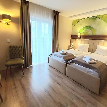 Papuli Rooms 4U Senta Екстериор снимка