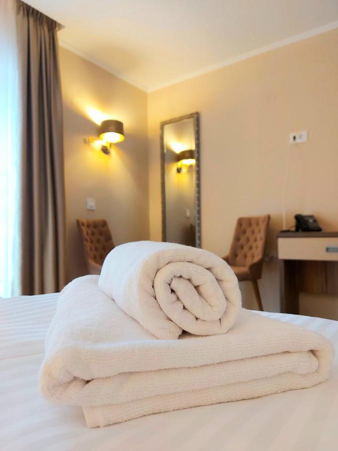 Papuli Rooms 4U Senta Екстериор снимка