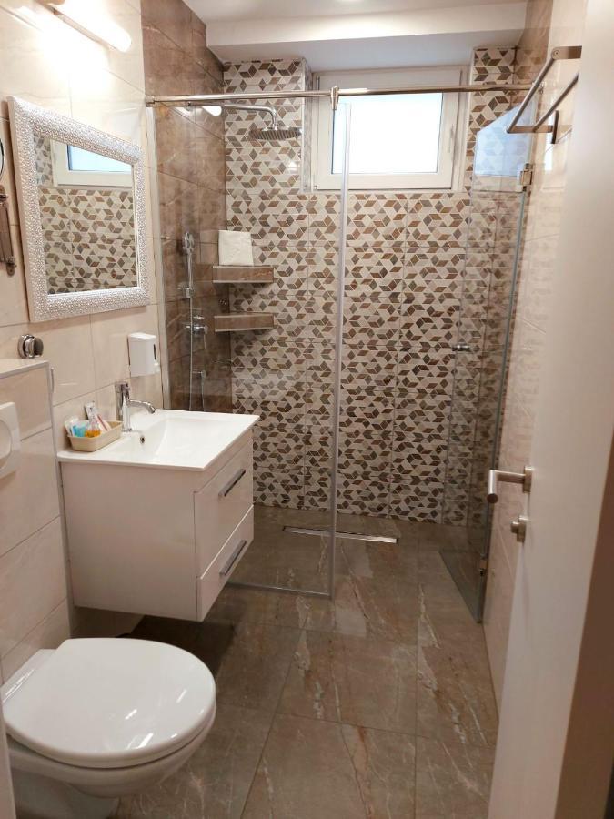 Papuli Rooms 4U Senta Екстериор снимка